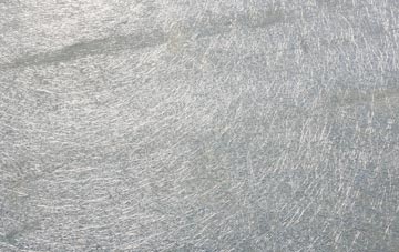 Sandbraes laminate fibreglass or shingles?